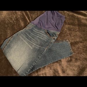 Time and Tru maternity jeggings